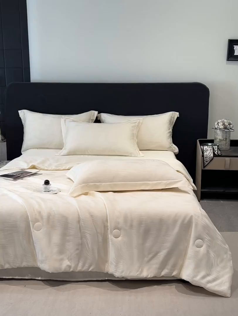 91家纺网 家纺一手货源 找家纺 慕晨 2026新款莱赛尔提花四件套高级简奢款天丝夏被四件套直播热款 随意