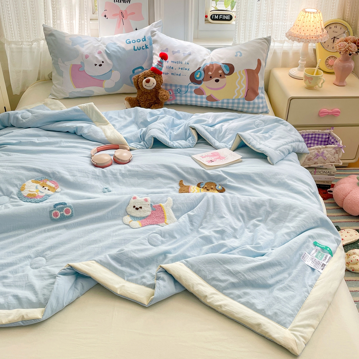 91家纺网 家纺一手货源 找家纺 康纳利 2026新款加厚水洗云朵棉大版毛巾绣夏凉被空调被印花卡通夏被四件套 动物趴-蓝