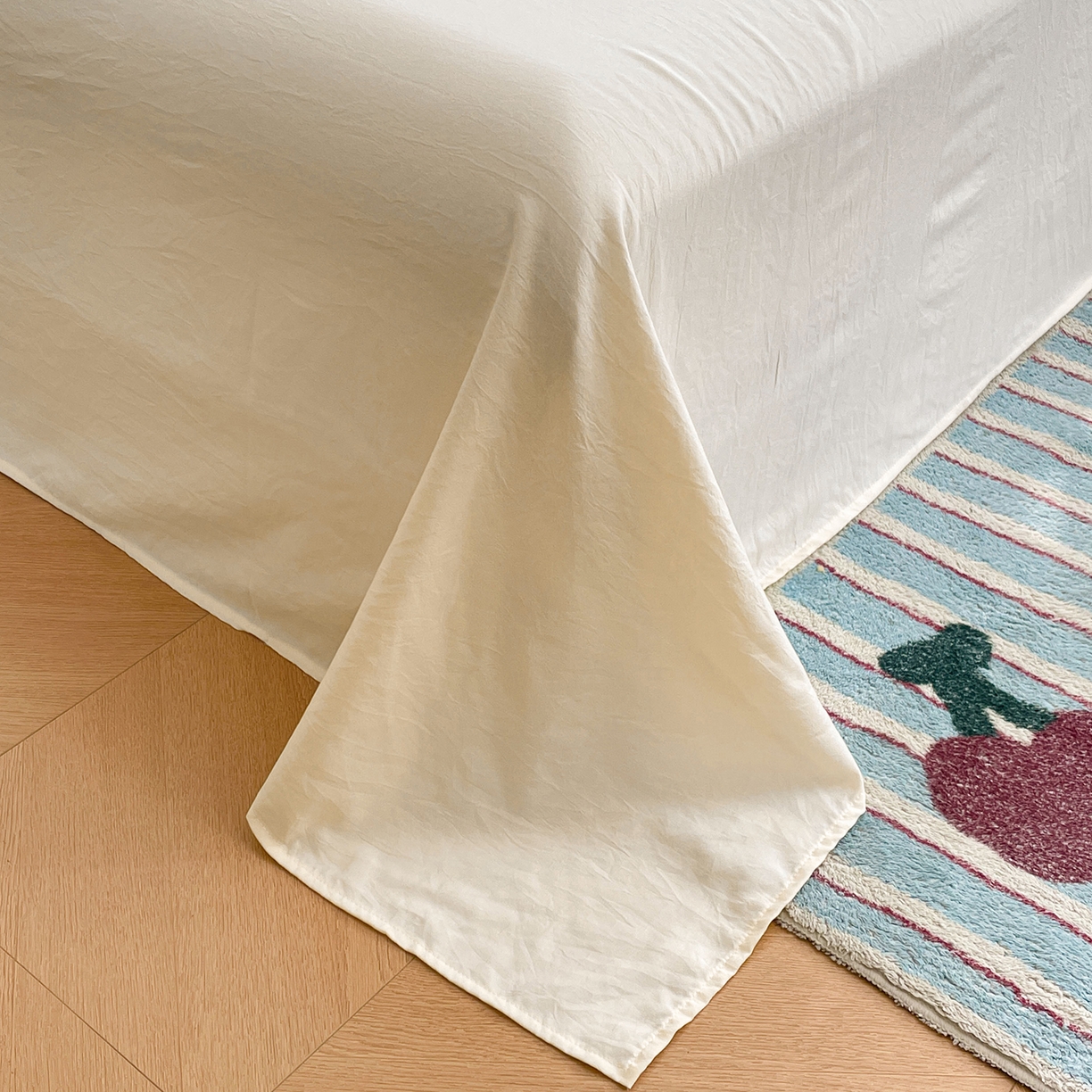 91家纺网 家纺一手货源 找家纺 康纳利 2026新款加厚水洗云朵棉大版毛巾绣夏凉被空调被印花卡通夏被四件套 动物趴-蓝