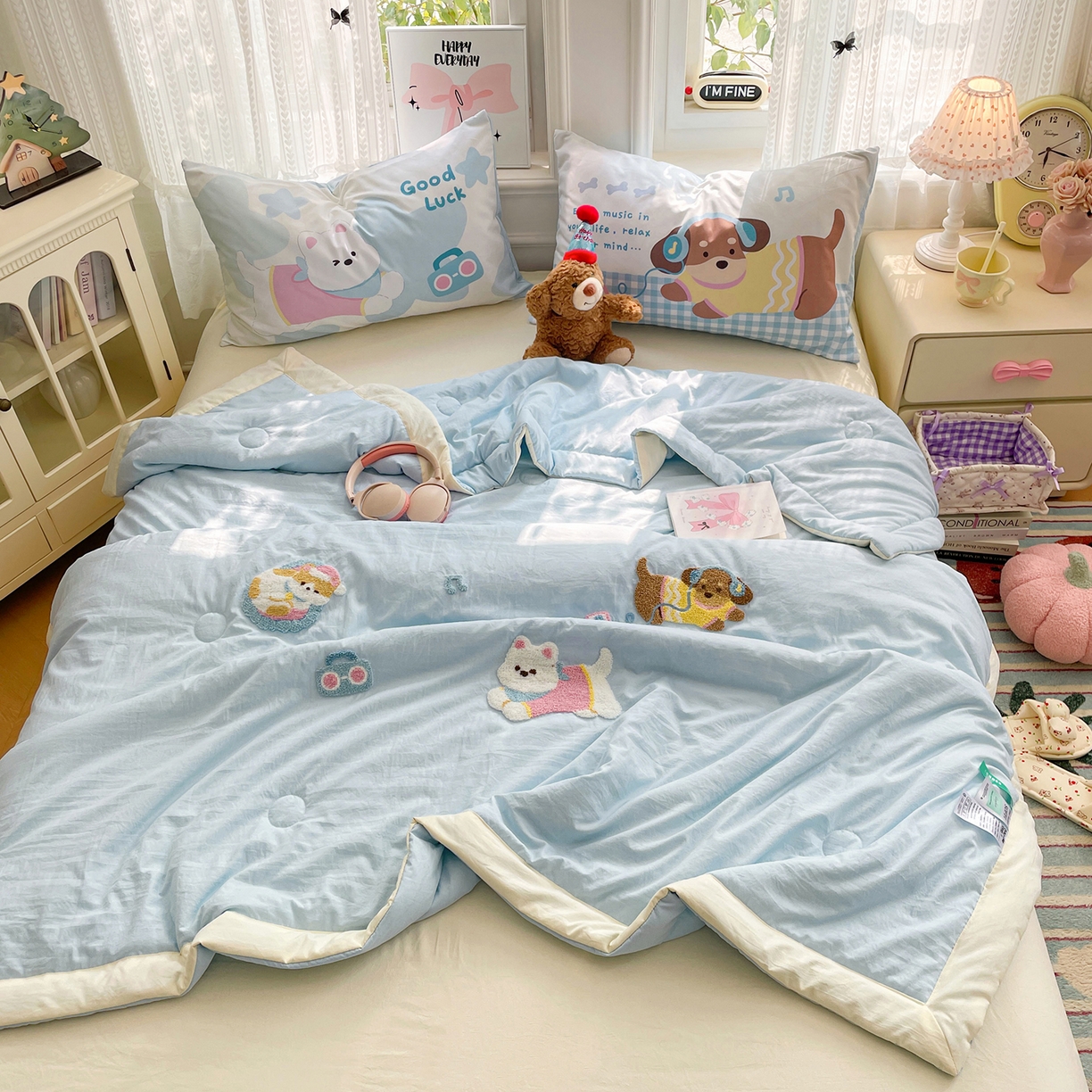 91家纺网 家纺一手货源 找家纺 康纳利 2026新款加厚水洗云朵棉大版毛巾绣夏凉被空调被印花卡通夏被四件套 动物趴-蓝