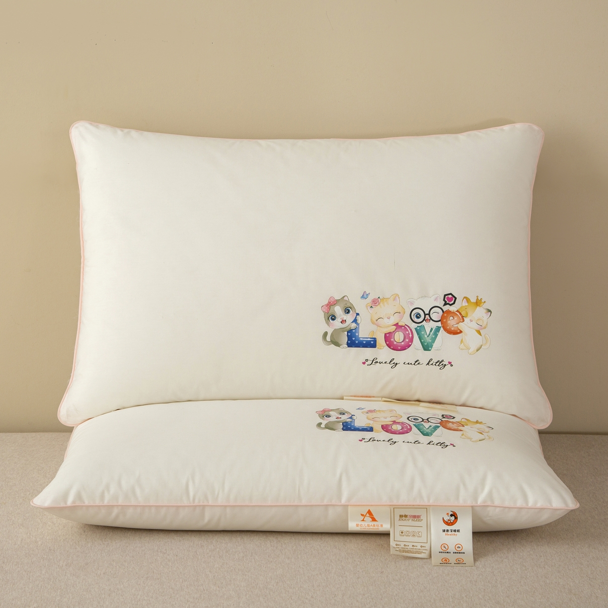 91家纺网 家纺一手货源 找家纺 芯宜佳 2026新款枕芯A类全棉按摩卡通儿童枕头学生宿舍专用护颈枕芯 love猫