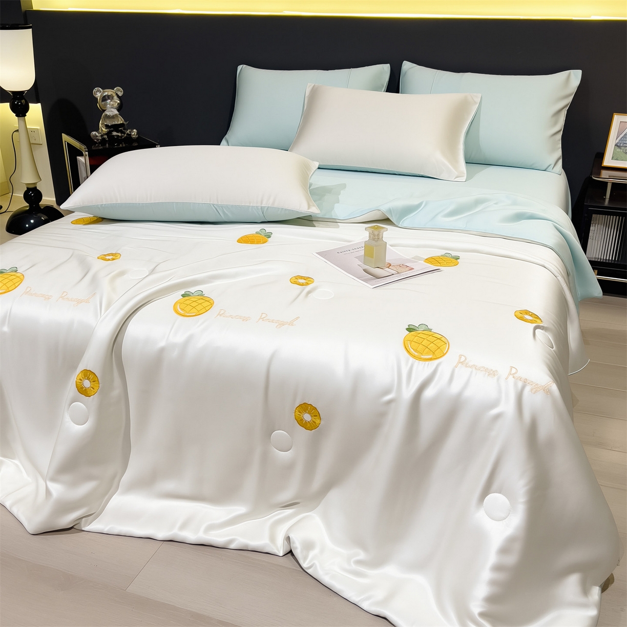 91家纺网 家纺一手货源 找家纺 兄弟坊 2026新款水洗冰丝刺绣夏被夏凉被夏被四件套 菠萝气泡-白色