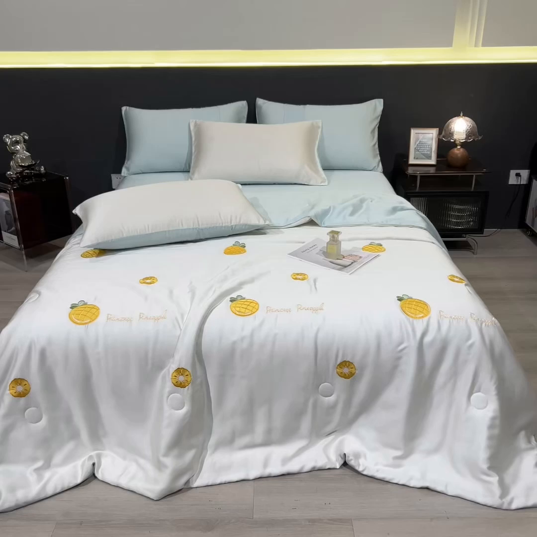 91家纺网 家纺一手货源 找家纺 兄弟坊 2026新款水洗冰丝刺绣夏被夏凉被夏被四件套 菠萝气泡-白色