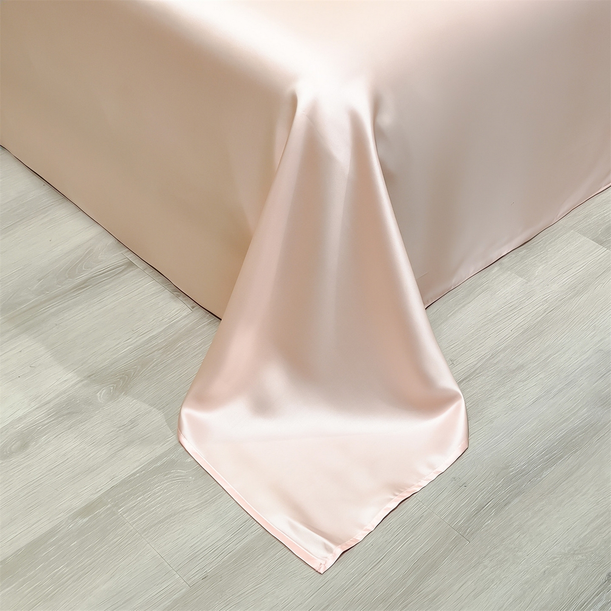 91家纺网 家纺一手货源 找家纺 兄弟坊 2026新款水洗冰丝刺绣夏被夏凉被夏被四件套 蝴蝶-白粉