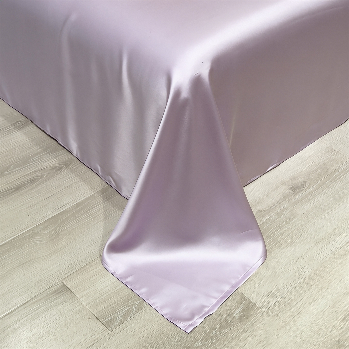 91家纺网 家纺一手货源 找家纺 兄弟坊 2026新款水洗冰丝刺绣夏被夏凉被夏被四件套 花伴眠-紫色