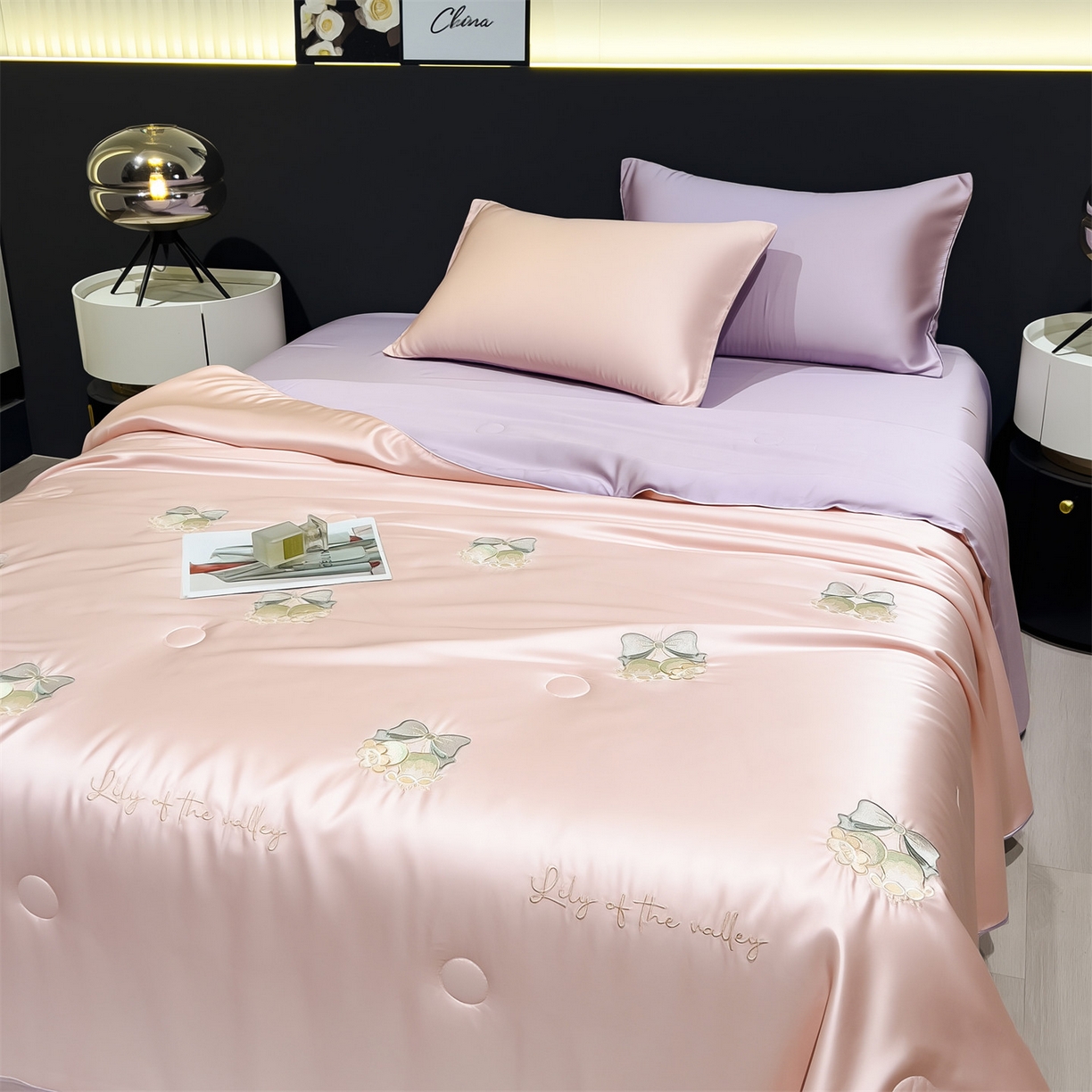 91家纺网 家纺一手货源 找家纺 兄弟坊 2026新款水洗冰丝刺绣夏被夏凉被夏被四件套 铃铛花序