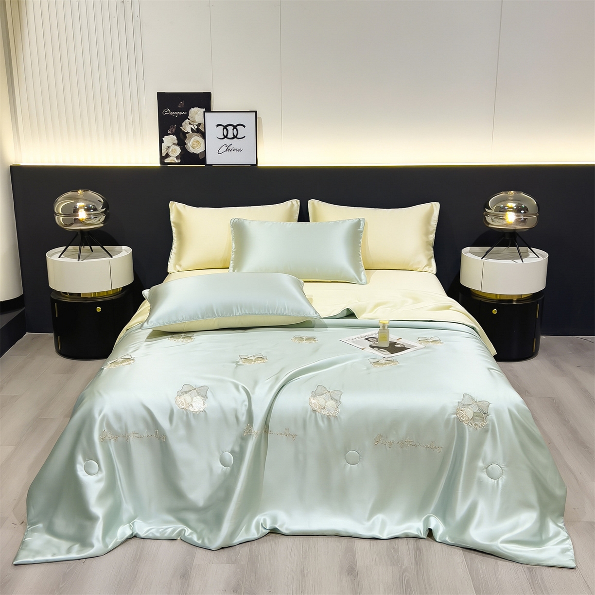 91家纺网 家纺一手货源 找家纺 兄弟坊 2026新款水洗冰丝刺绣夏被夏凉被夏被四件套 铃铛花序-薄荷色