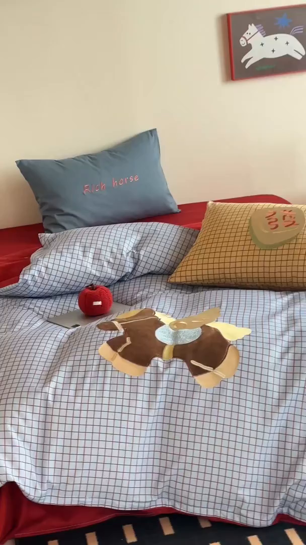 91家纺网 家纺一手货源 找家纺 （总）桃子家居 2026新款A类纯棉全棉元气小马贴布绣高端刺绣工艺四件套系列