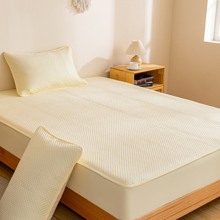 91家纺网 家纺一手货源 找家纺 宇淳国际 2026新款小竺棉超声波床笠三件套外贸跨境电商亚马逊速卖通欧美特殊尺寸可定制 奶黄-小竺棉夹棉床笠