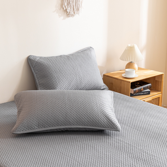 91家纺网 家纺一手货源 找家纺 宇淳国际 2026新款小竺棉超声波床笠三件套外贸跨境电商亚马逊速卖通欧美特殊尺寸可定制 浅灰-小竺棉夹棉床笠