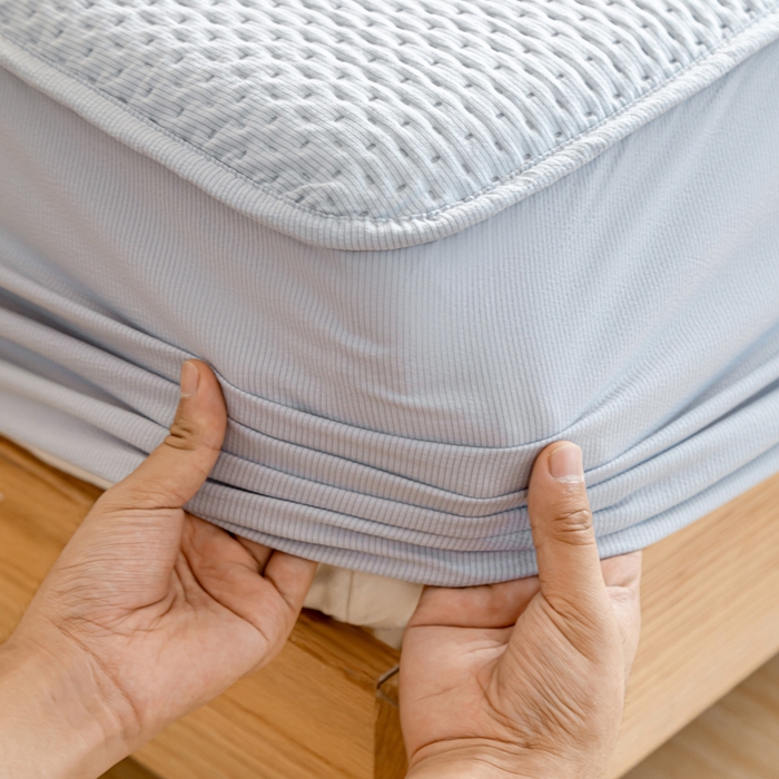 91家纺网 家纺一手货源 找家纺 宇淳国际 2026新款小竺棉超声波床笠三件套外贸跨境电商亚马逊速卖通欧美特殊尺寸可定制 兰灰-小竺棉夹棉床笠