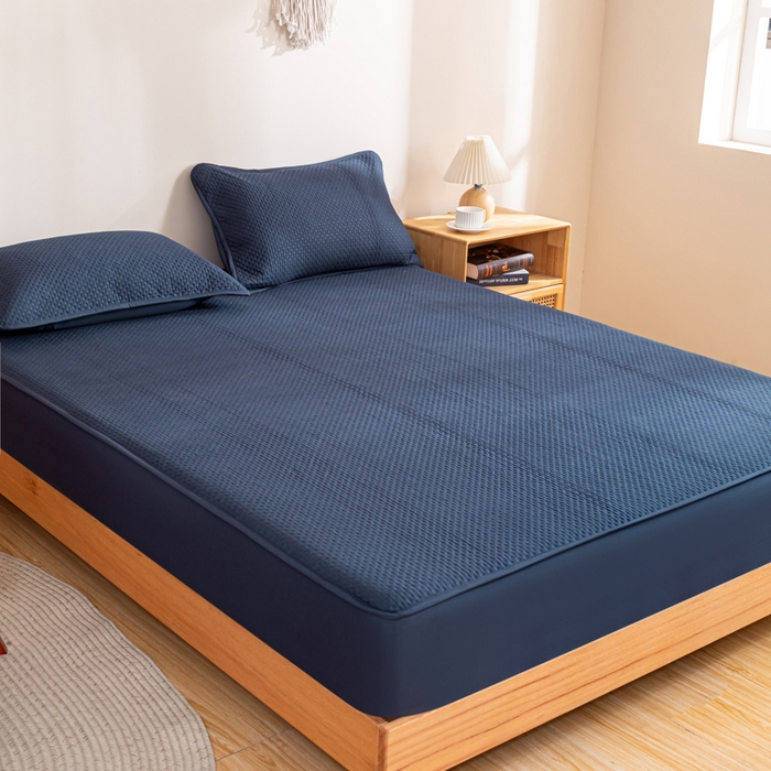 91家纺网 家纺一手货源 找家纺 宇淳国际 2026新款小竺棉超声波床笠三件套外贸跨境电商亚马逊速卖通欧美特殊尺寸可定制 藏青-小竺棉夹棉床笠