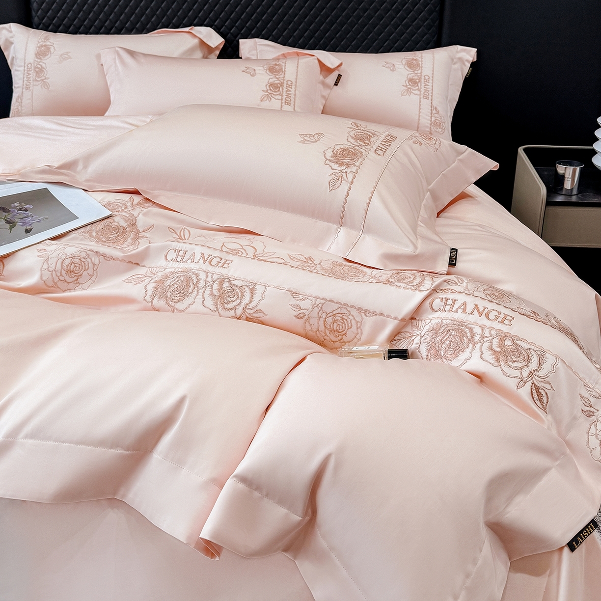 91家纺网 家纺一手货源 找家纺 （总）莱势 2026新品100支纯棉全棉50x50s埃及长绒棉刺绣绣花四件套高端礼盒-倾城系列