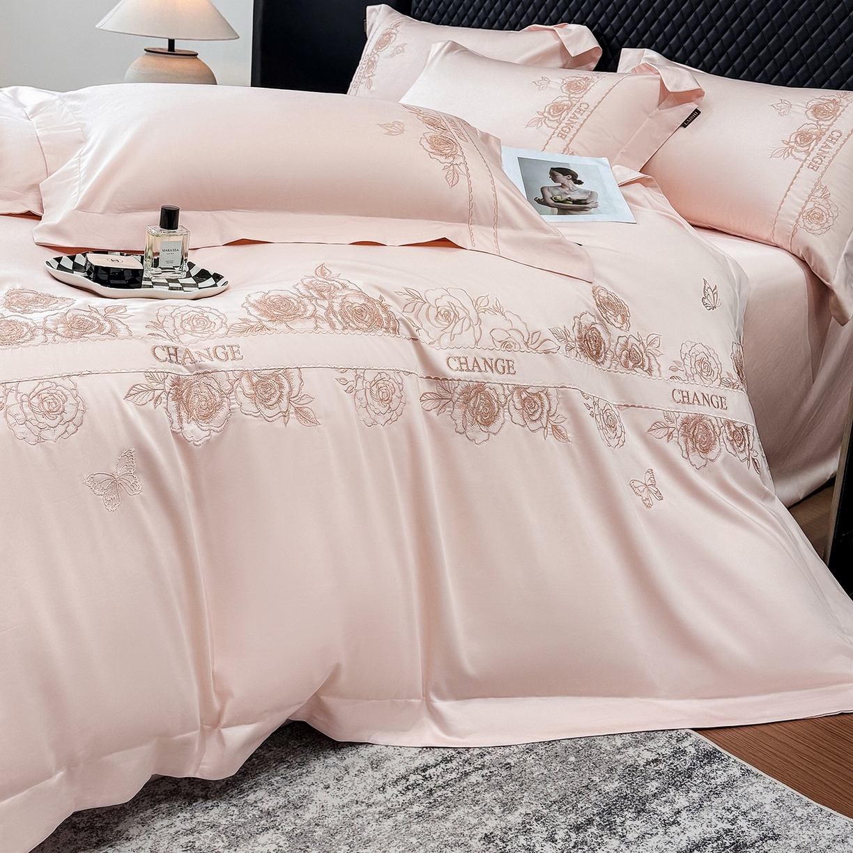 91家纺网 家纺一手货源 找家纺 （总）莱势 2026新品100支纯棉全棉50x50s埃及长绒棉刺绣绣花四件套高端礼盒-倾城系列