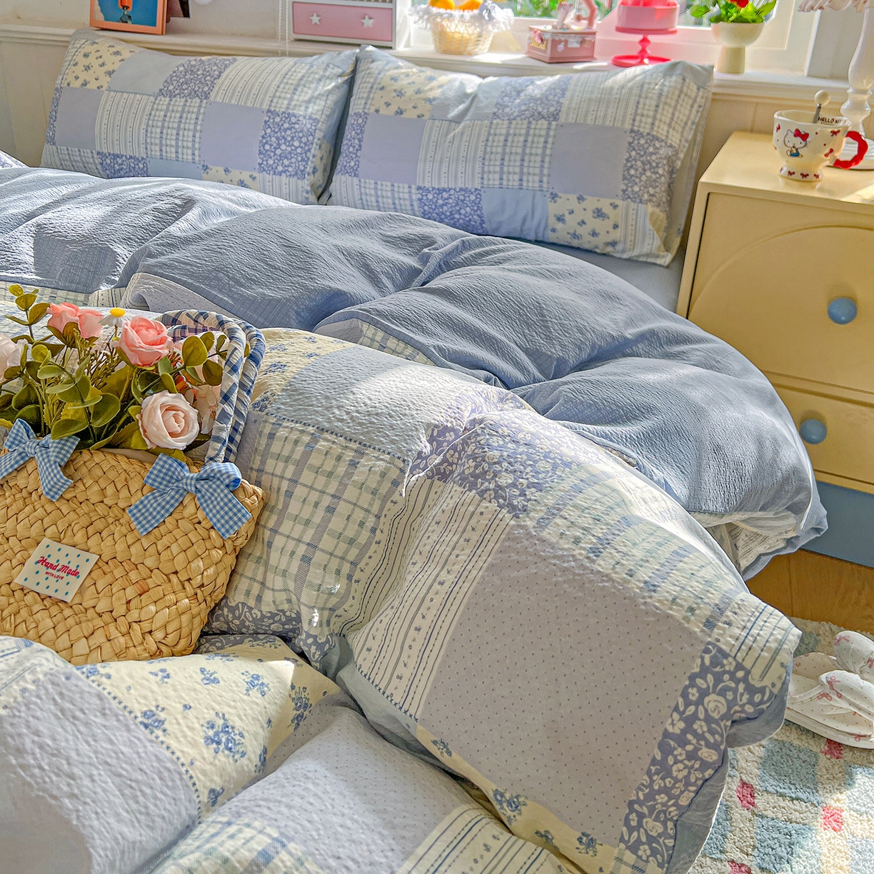 91家纺网 家纺一手货源 找家纺 仟人梦 2026新款云感双层纱印花四件套 半亩花田