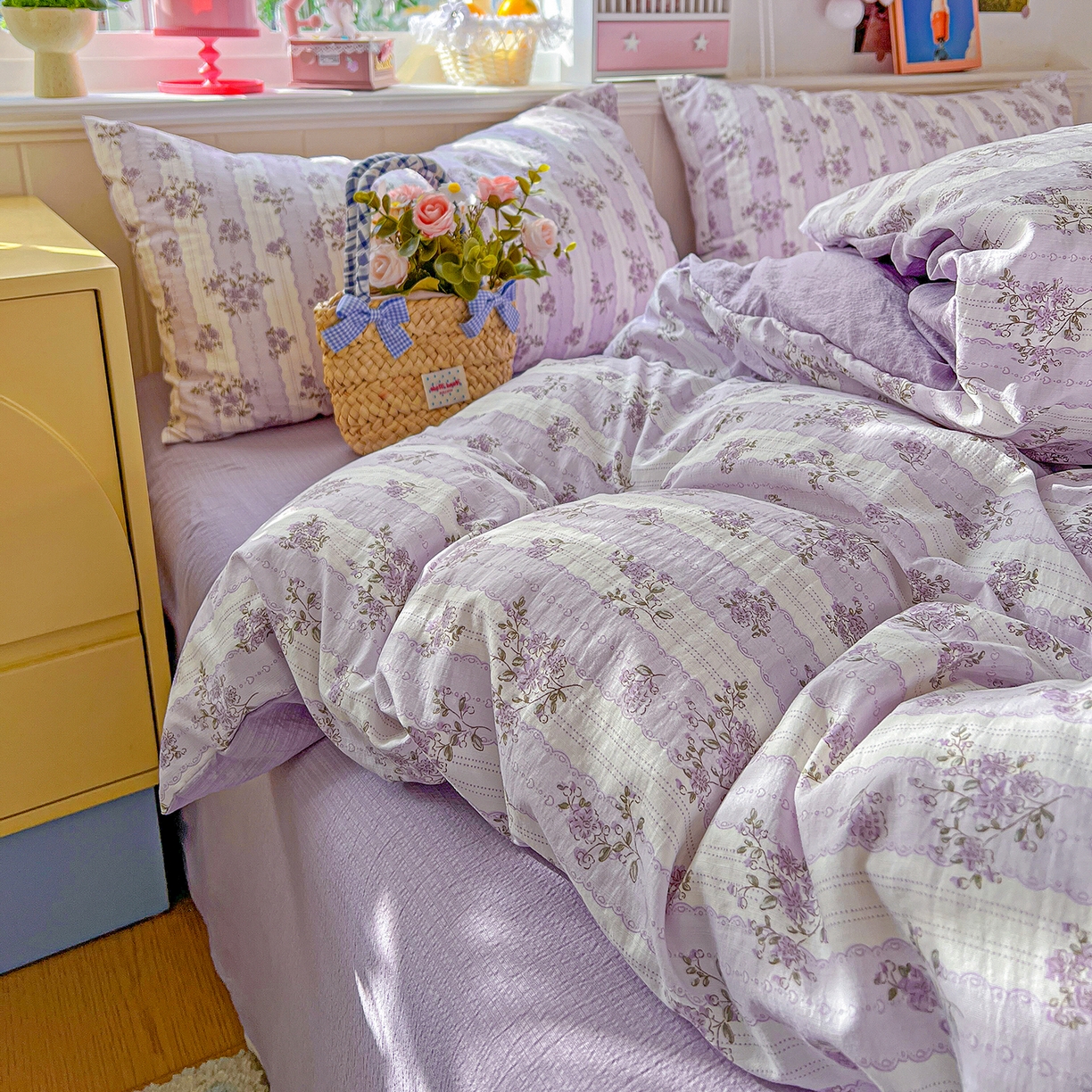 91家纺网 家纺一手货源 找家纺 仟人梦 2026新款云感双层纱印花四件套 半暖时光-紫