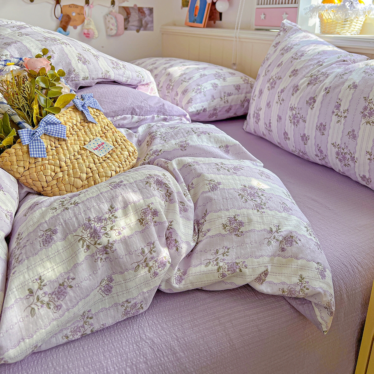 91家纺网 家纺一手货源 找家纺 仟人梦 2026新款云感双层纱印花四件套 半暖时光-紫