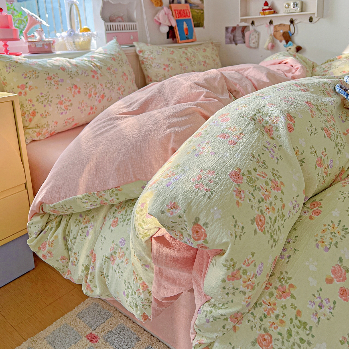 91家纺网 家纺一手货源 找家纺 仟人梦 2026新款云感双层纱印花四件套 半夏