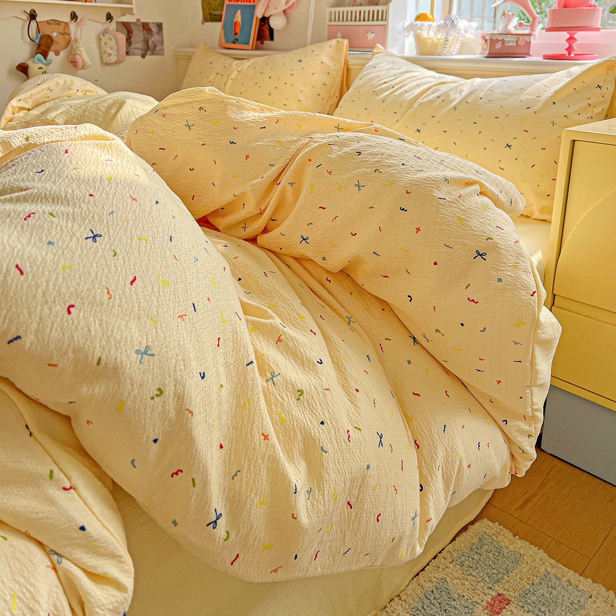 91家纺网 家纺一手货源 找家纺 仟人梦 2026新款云感双层纱印花四件套 冰淇凌