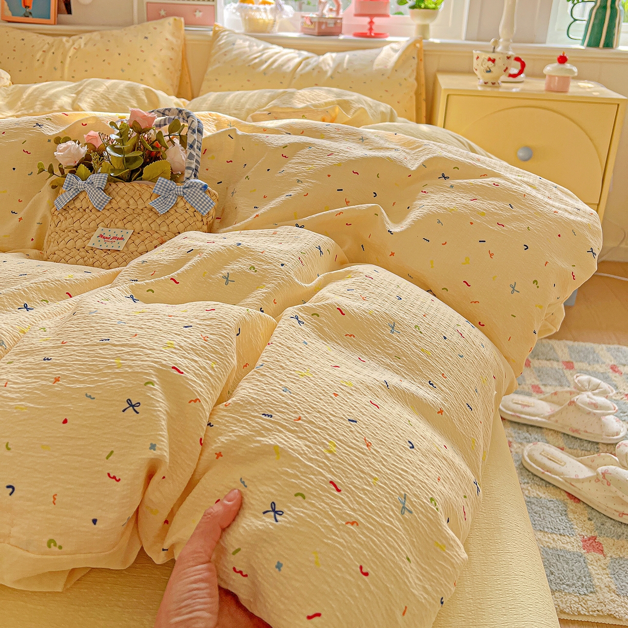 91家纺网 家纺一手货源 找家纺 仟人梦 2026新款云感双层纱印花四件套 冰淇凌