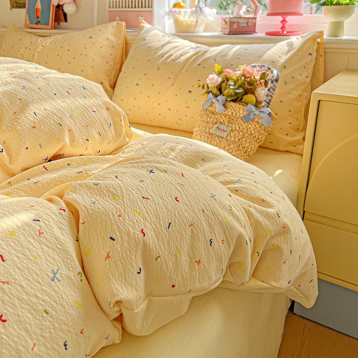 91家纺网 家纺一手货源 找家纺 仟人梦 2026新款云感双层纱印花四件套 冰淇凌