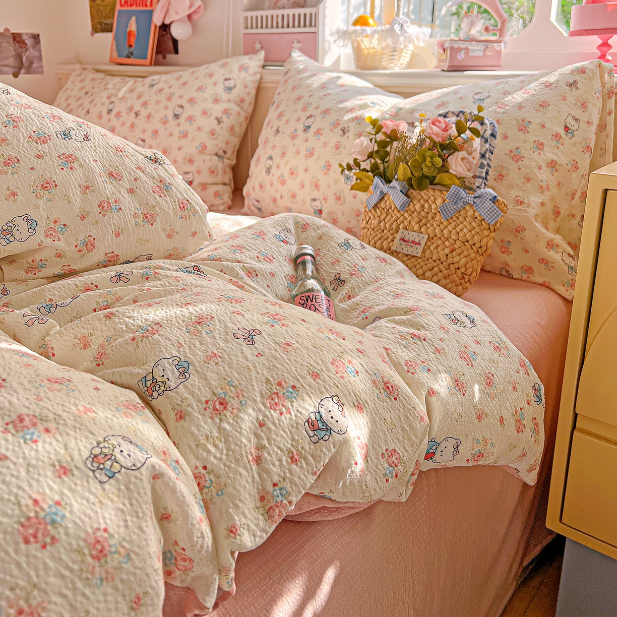 91家纺网 家纺一手货源 找家纺 仟人梦 2026新款云感双层纱印花四件套 凯迪猫