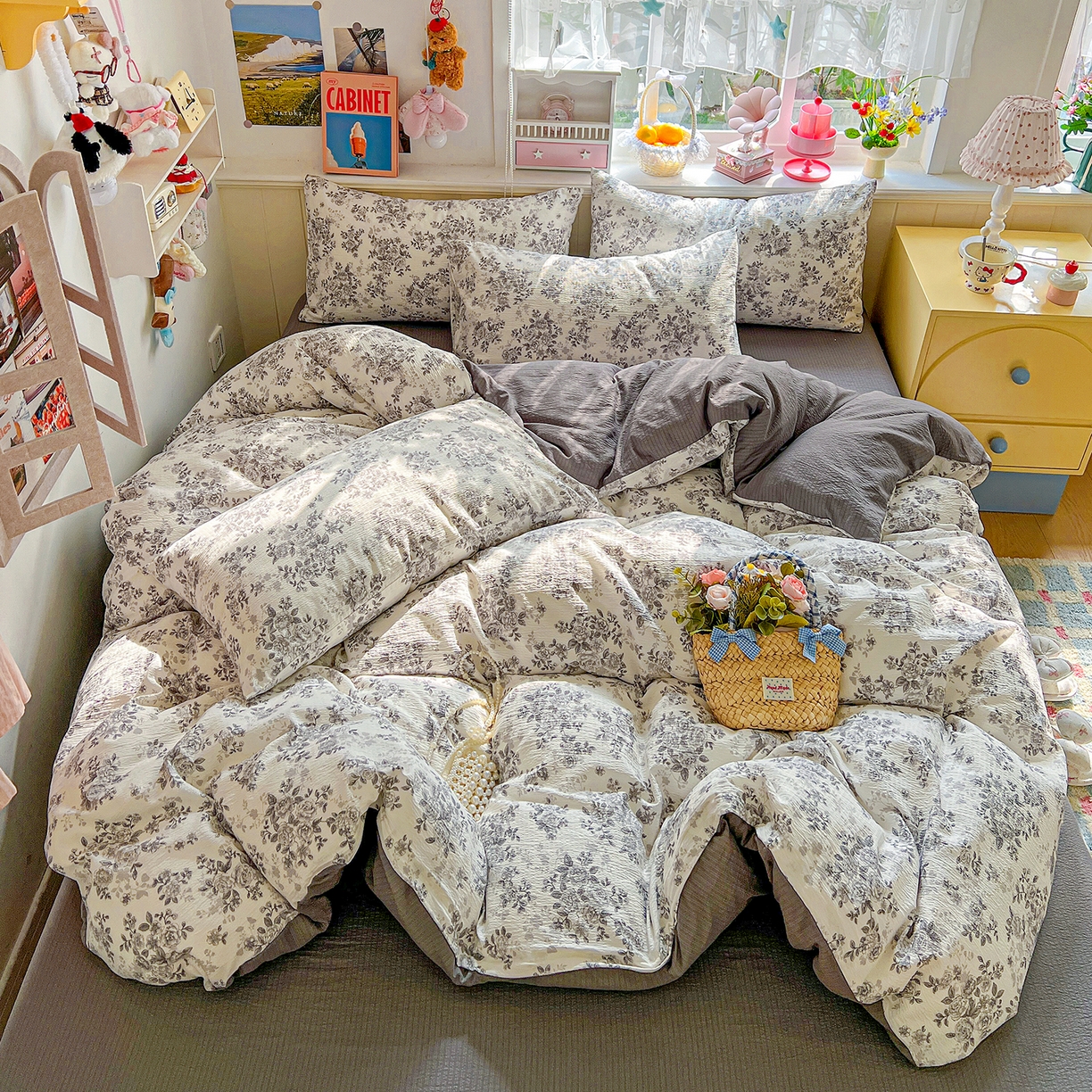 91家纺网 家纺一手货源 找家纺 仟人梦 2026新款云感双层纱印花四件套 蓝黛