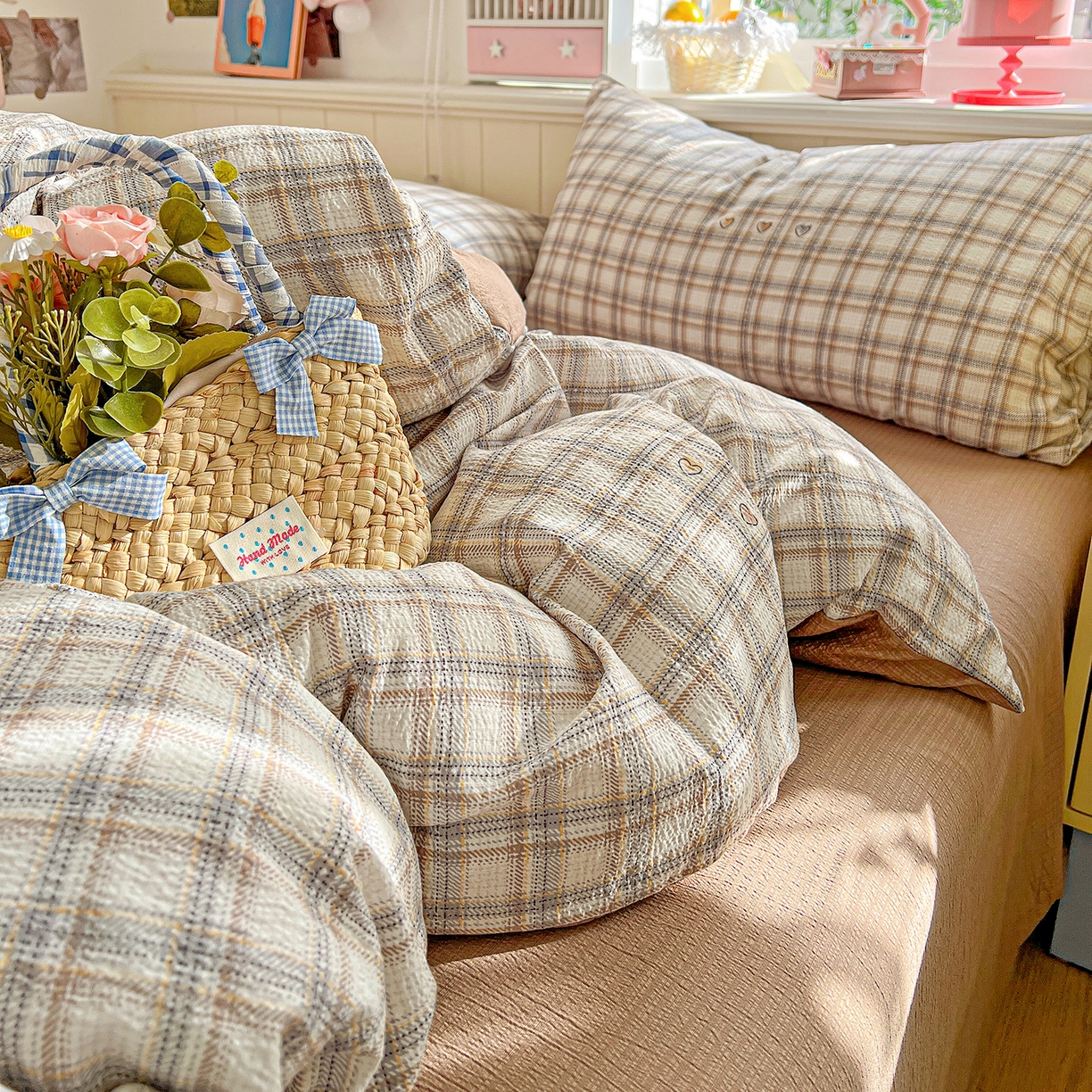 91家纺网 家纺一手货源 找家纺 仟人梦 2026新款云感双层纱印花四件套 时尚格调