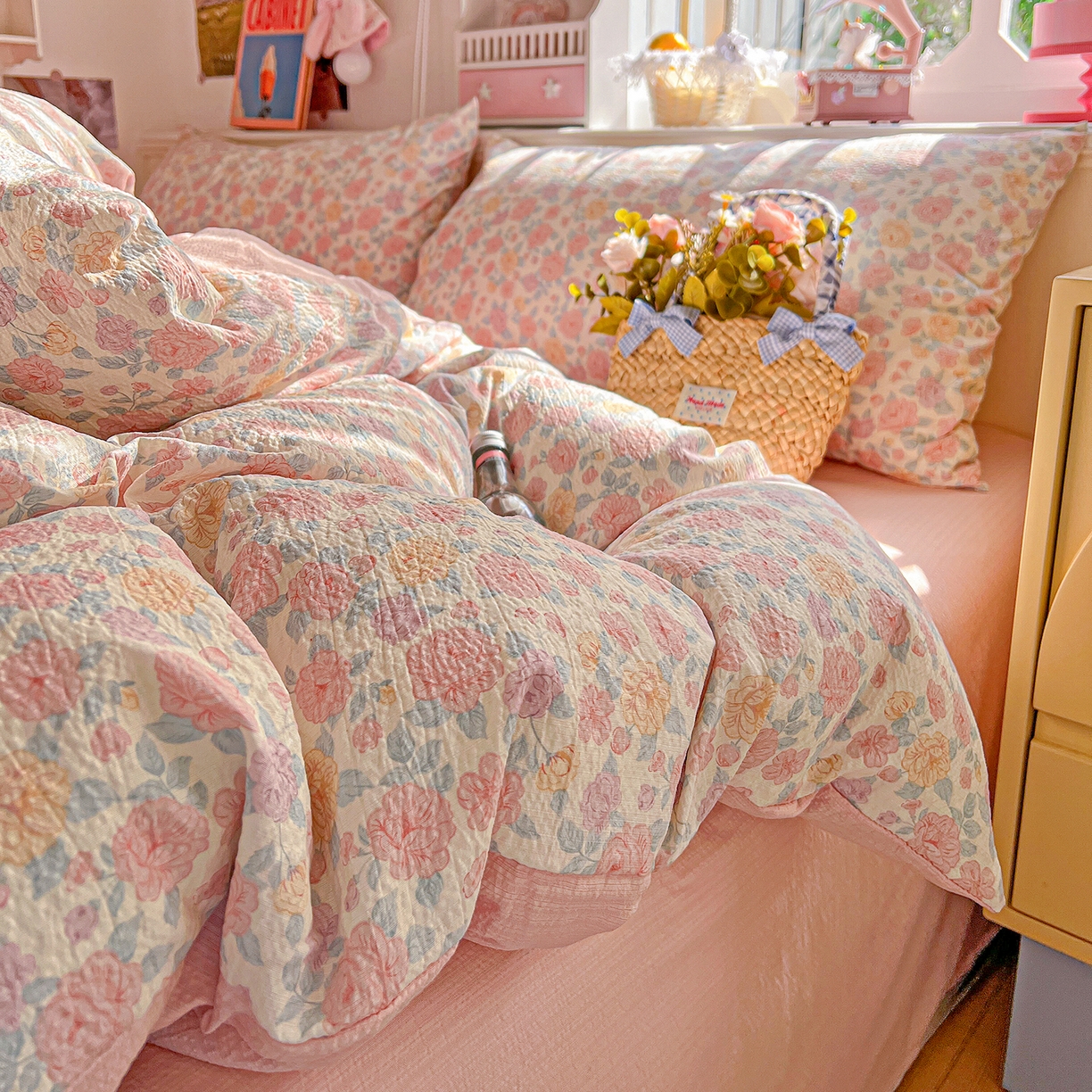 91家纺网 家纺一手货源 找家纺 仟人梦 2026新款云感双层纱印花四件套 水墨丹青-粉