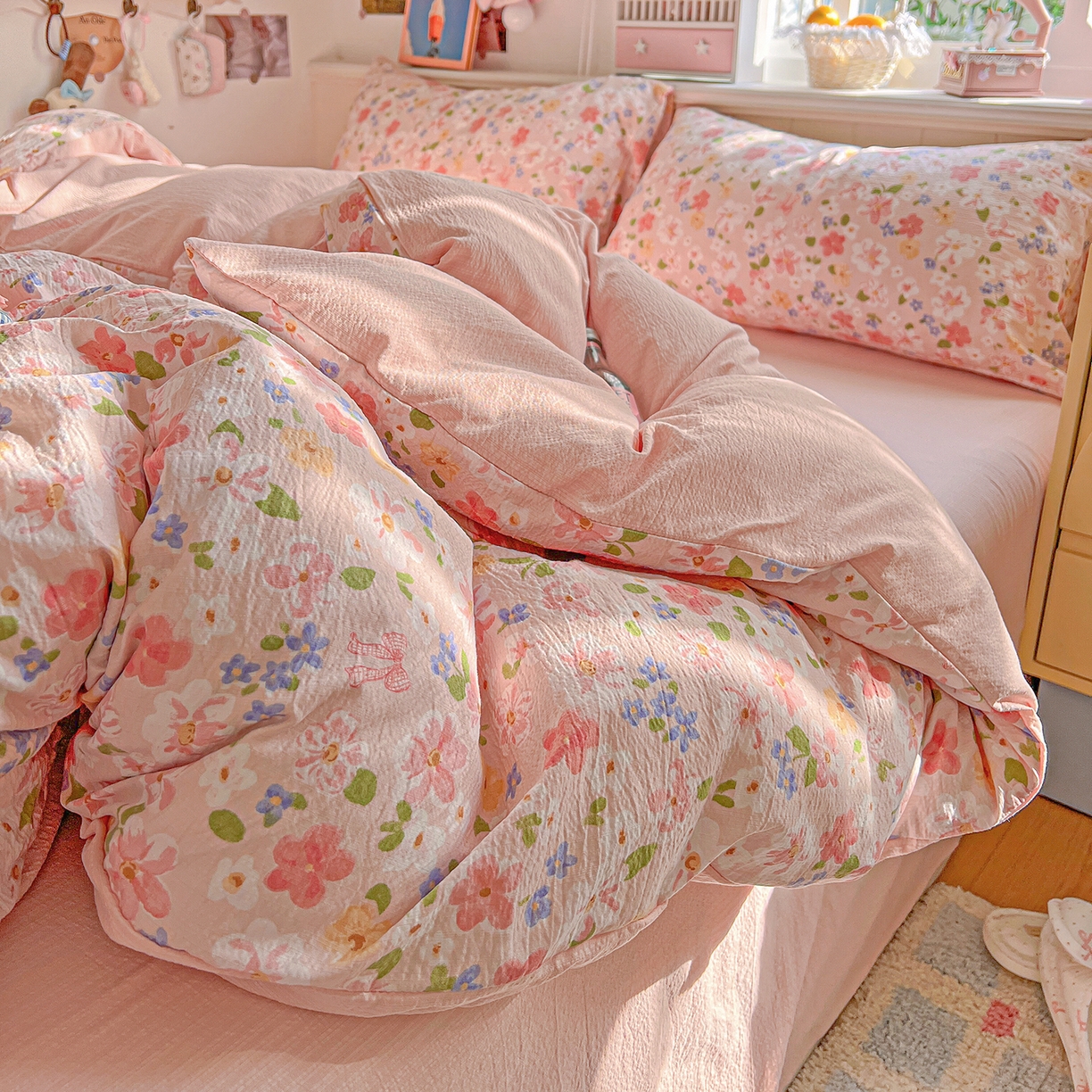 91家纺网 家纺一手货源 找家纺 仟人梦 2026新款云感双层纱印花四件套 云之瑶