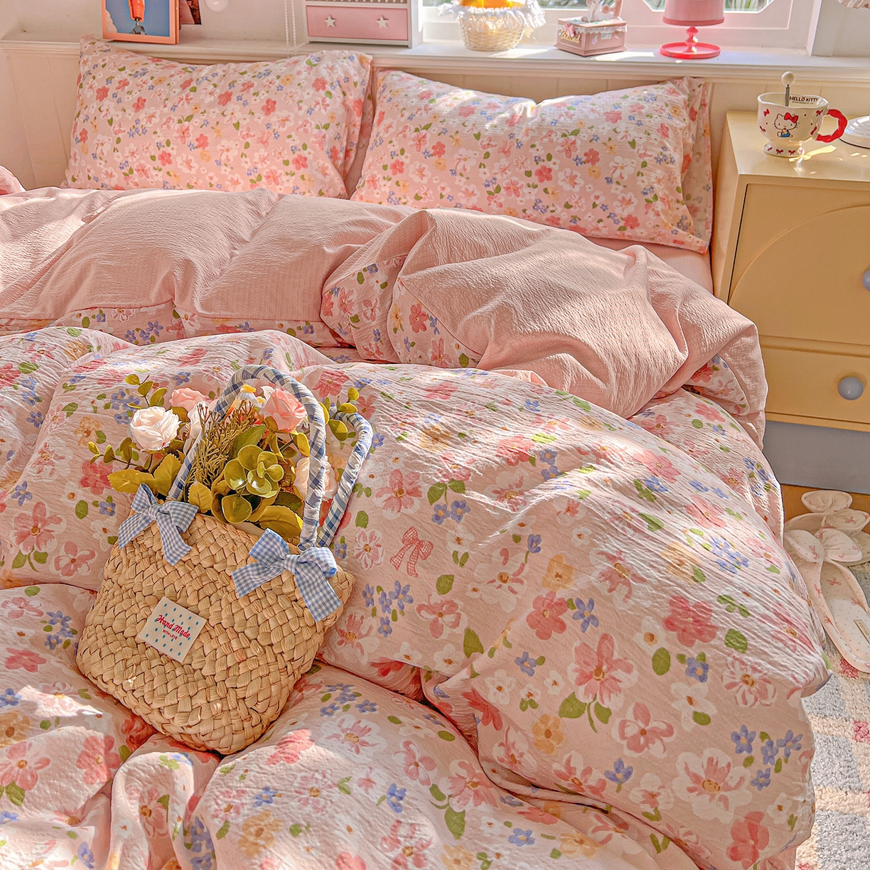 91家纺网 家纺一手货源 找家纺 仟人梦 2026新款云感双层纱印花四件套 云之瑶