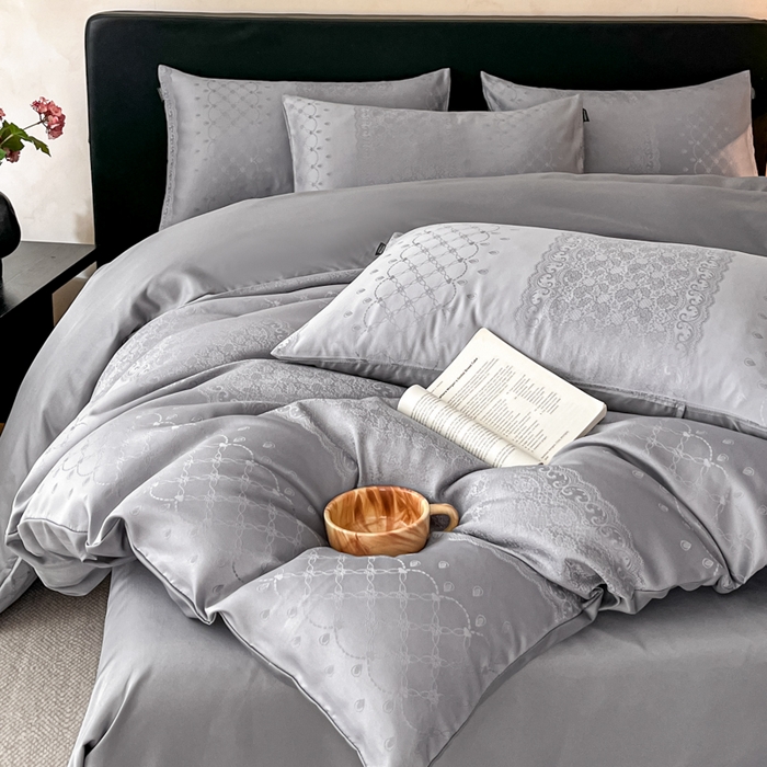 91家纺网 家纺一手货源 找家纺 米彩家纺 2026新款A类水洗真丝天丝亮丝提花四件套 浮生若梦浅灰