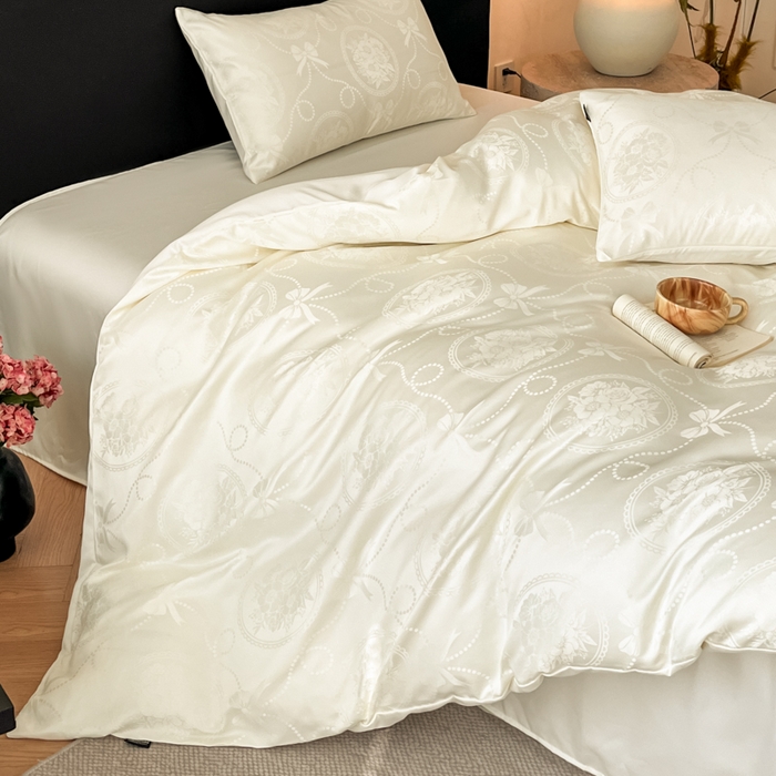 91家纺网 家纺一手货源 找家纺 米彩家纺 2026新款A类水洗真丝天丝亮丝提花四件套 秘境奶昔白