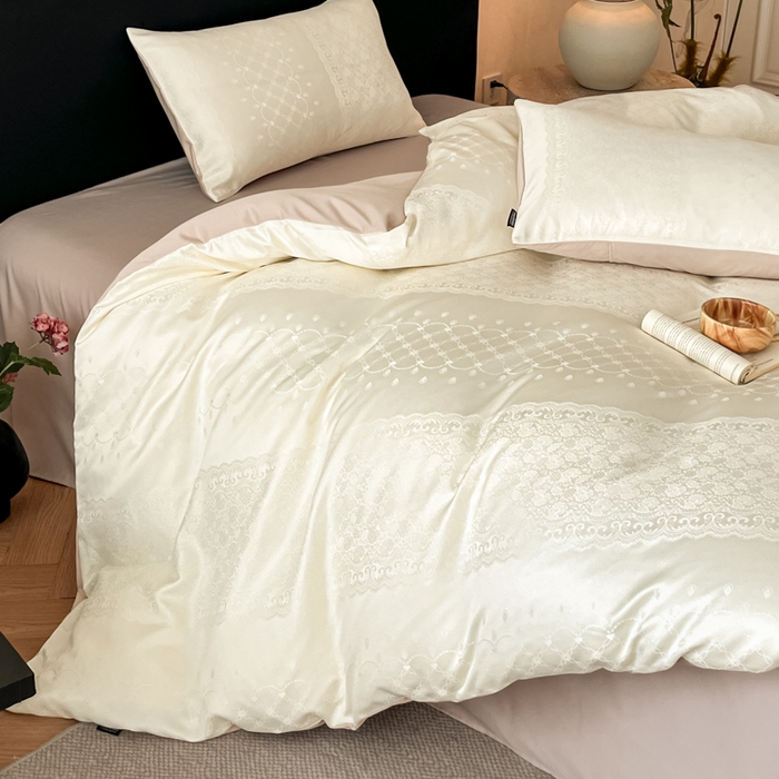 91家纺网 家纺一手货源 找家纺 米彩家纺 2026新款A类水洗真丝天丝亮丝提花四件套 浮生若梦奶昔白拼香槟