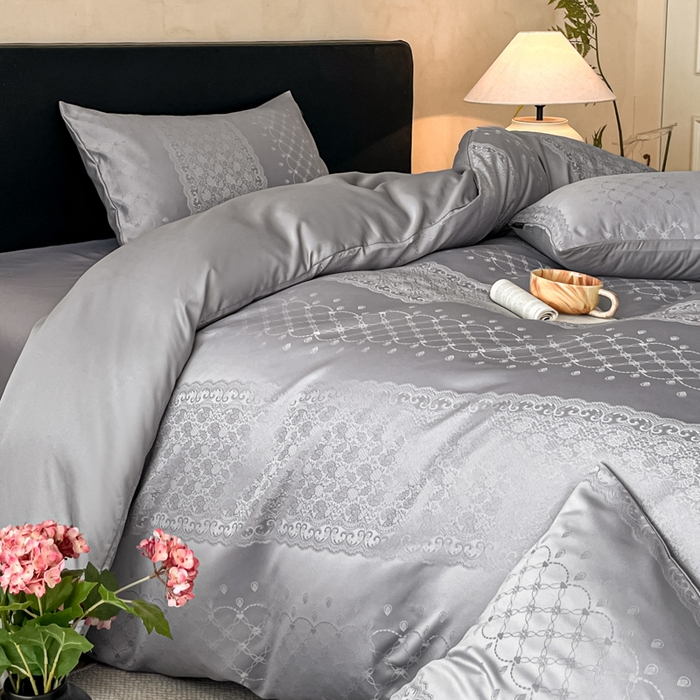 91家纺网 家纺一手货源 找家纺 米彩家纺 2026新款A类水洗真丝天丝亮丝提花四件套 浮生若梦浅灰