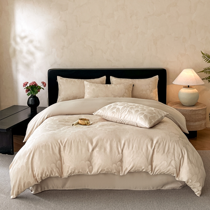 91家纺网 家纺一手货源 找家纺 米彩家纺 2026新款A类水洗真丝天丝亮丝提花四件套 叶影香槟