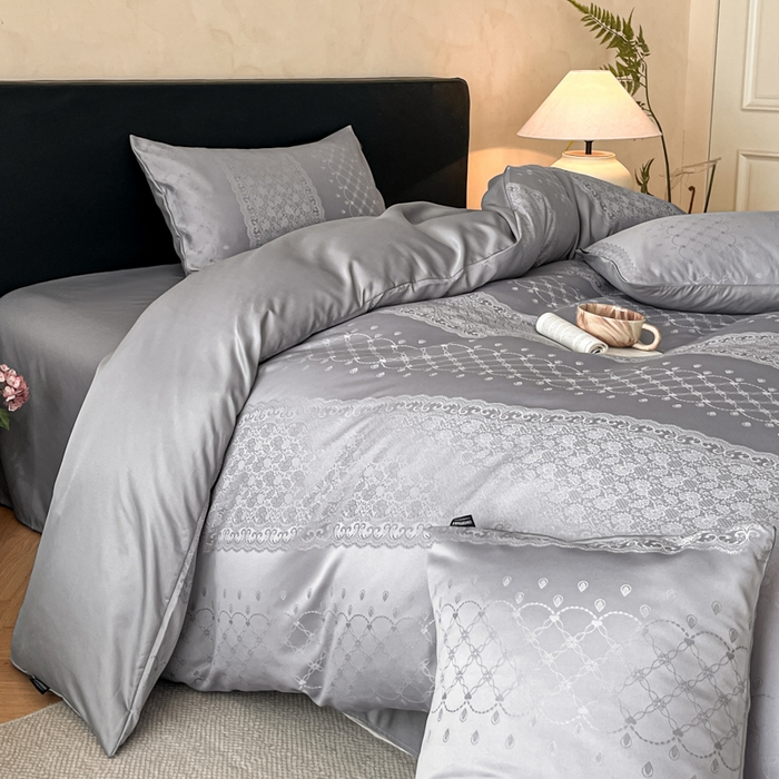 91家纺网 家纺一手货源 找家纺 米彩家纺 2026新款A类水洗真丝天丝亮丝提花四件套 浮生若梦浅灰