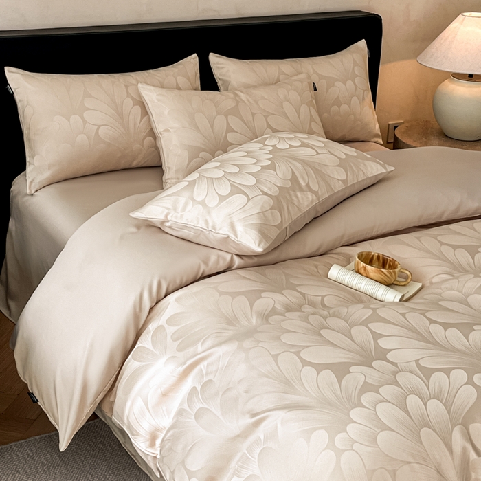 91家纺网 家纺一手货源 找家纺 米彩家纺 2026新款A类水洗真丝天丝亮丝提花四件套 叶影香槟