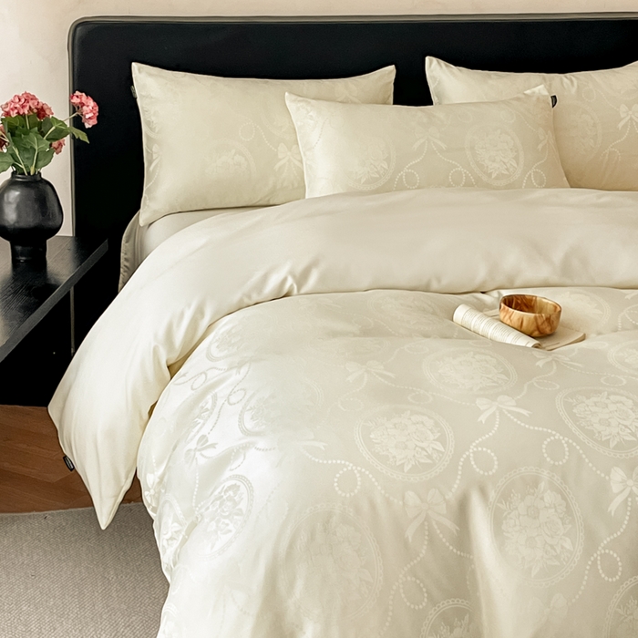 91家纺网 家纺一手货源 找家纺 米彩家纺 2026新款A类水洗真丝天丝亮丝提花四件套 秘境奶昔白