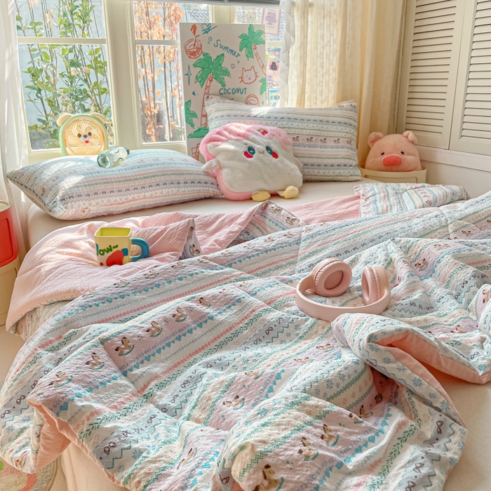 91家纺网 家纺一手货源 找家纺 老帅的工厂店 2026新款A类泡芙棉大豆夏被-费尔岛系列 木马集