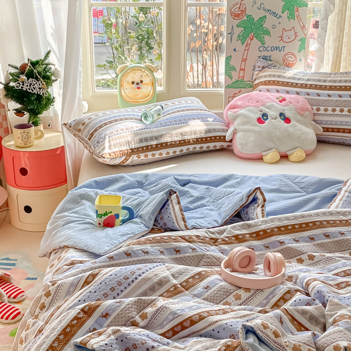 91家纺网 家纺一手货源 找家纺 老帅的工厂店 2026新款A类泡芙棉大豆夏被-费尔岛系列 蓝调鹿影