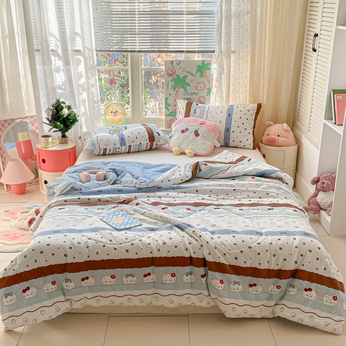 91家纺网 家纺一手货源 找家纺 老帅的工厂店 2026新款A类泡芙棉大豆夏被-费尔岛系列 云朵奶猫