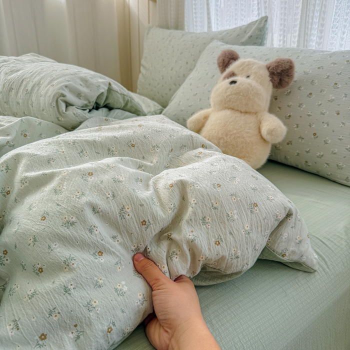 91家纺网 家纺一手货源 找家纺 温眠家纺 2026新款云感针织提花双层纱四件套 春漾