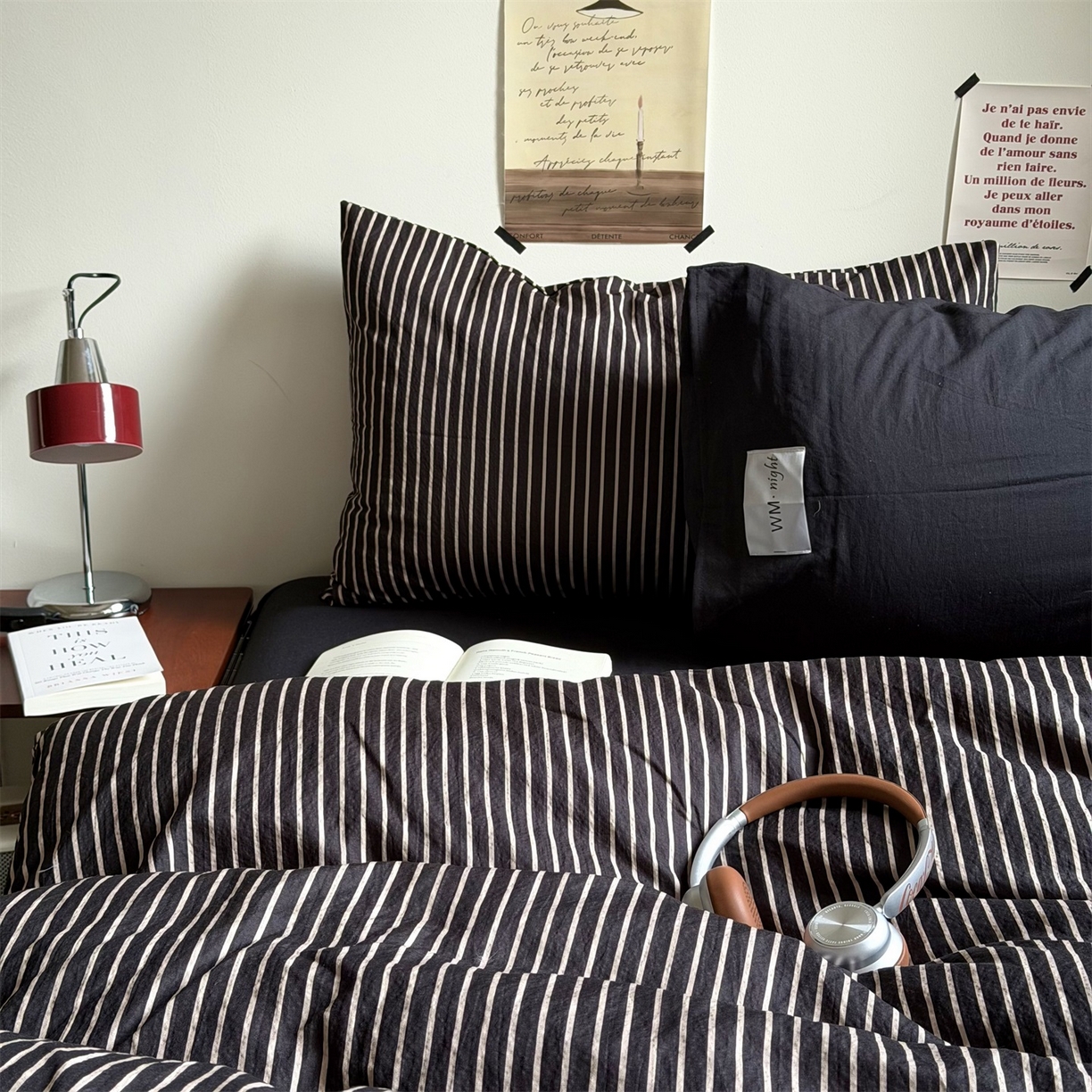 91家纺网 家纺一手货源 找家纺 拾一 2026新款条纹简约中古木棉水洗棉四件套 慵懒条-黑