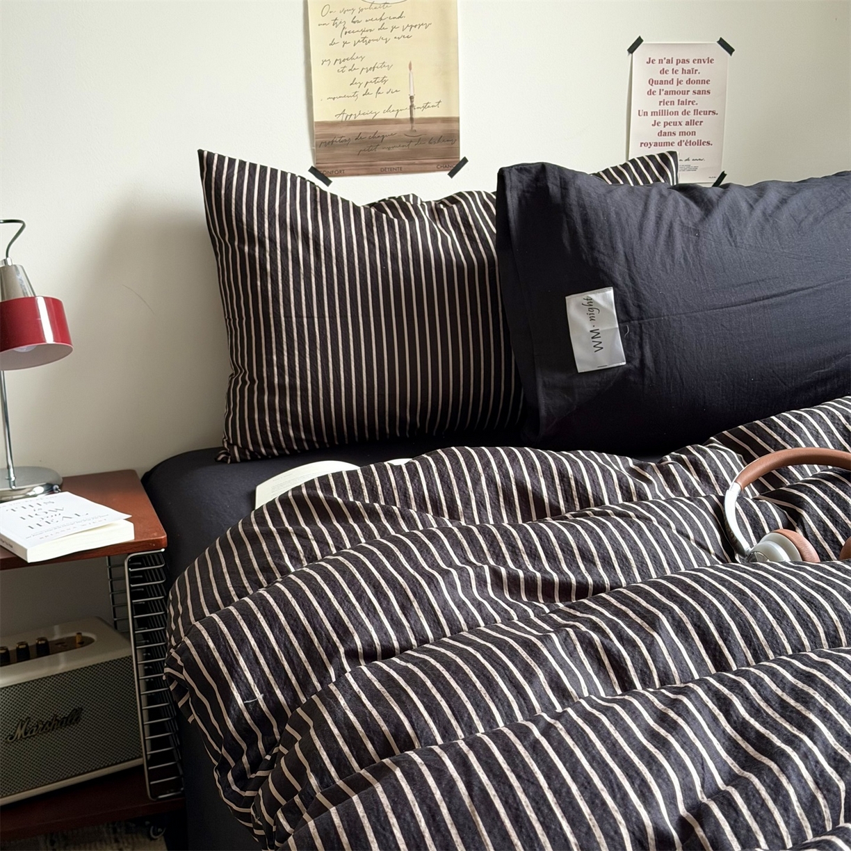 91家纺网 家纺一手货源 找家纺 拾一 2026新款条纹简约中古木棉水洗棉四件套 慵懒条-黑