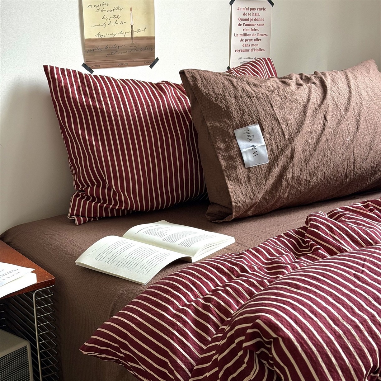 91家纺网 家纺一手货源 找家纺 拾一 2026新款条纹简约中古木棉水洗棉四件套 慵懒条-红