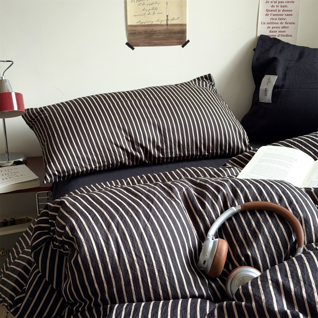 91家纺网 家纺一手货源 找家纺 拾一 2026新款条纹简约中古木棉水洗棉四件套 慵懒条-黑