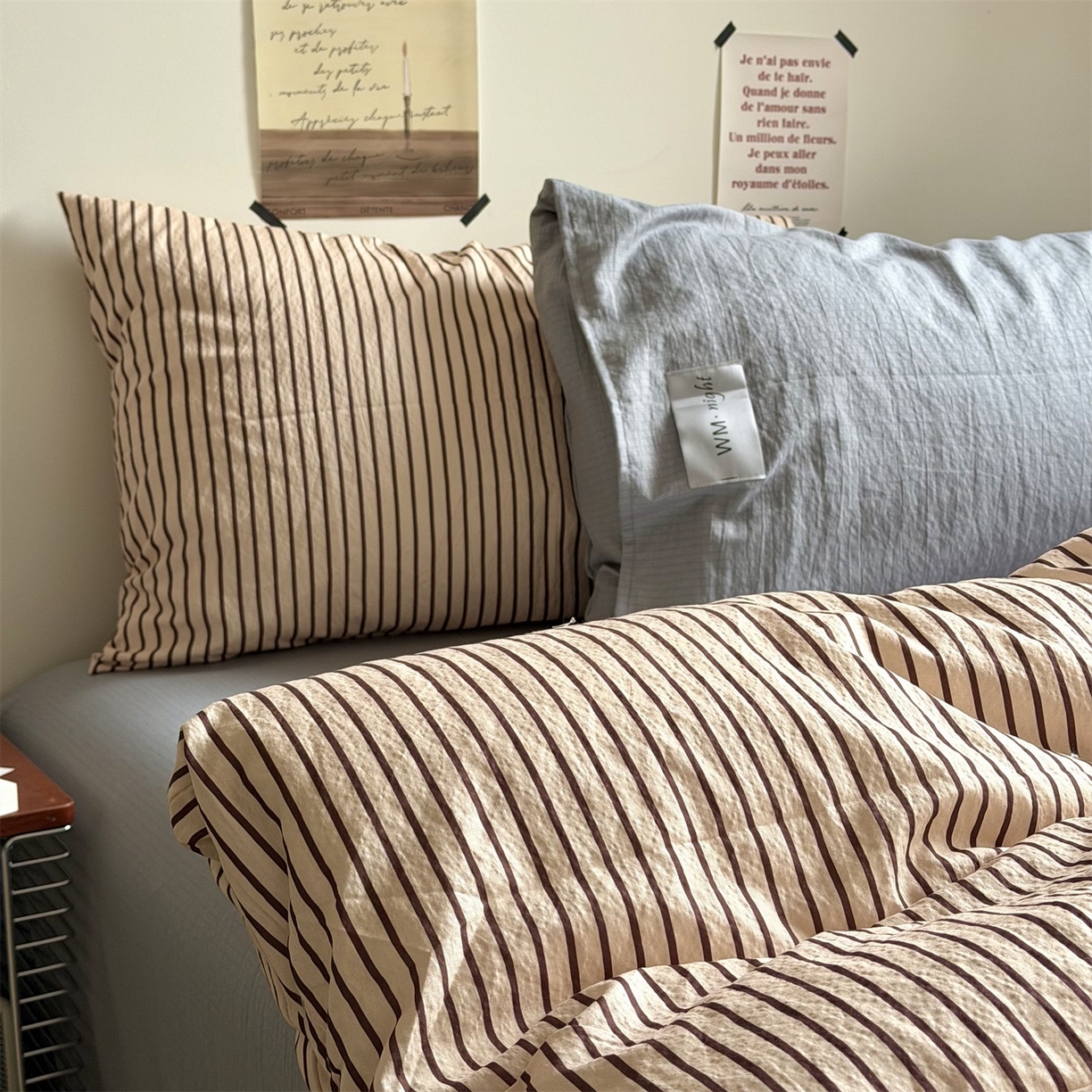 91家纺网 家纺一手货源 找家纺 拾一 2026新款条纹简约中古木棉水洗棉四件套 慵懒条-奶茶