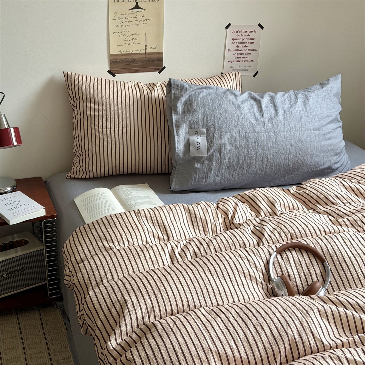 91家纺网 家纺一手货源 找家纺 拾一 2026新款条纹简约中古木棉水洗棉四件套 慵懒条-奶茶