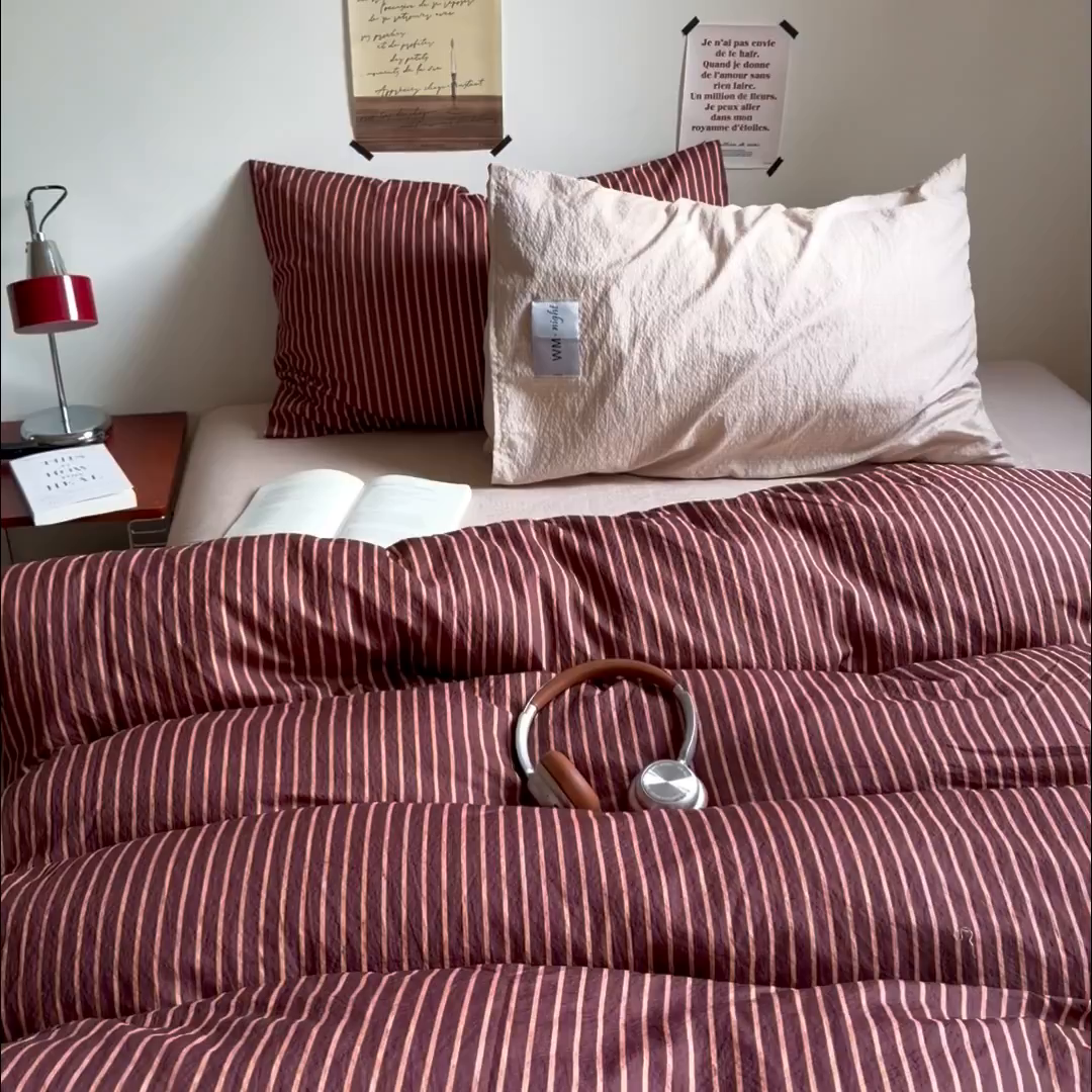 91家纺网 家纺一手货源 找家纺 拾一 2026新款条纹简约中古木棉水洗棉四件套 慵懒条-棕